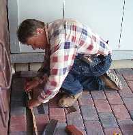 Janne build a stone floor..
